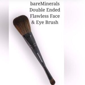 🍭♥️Bareminerals Soft Focus Face & Eye Brush